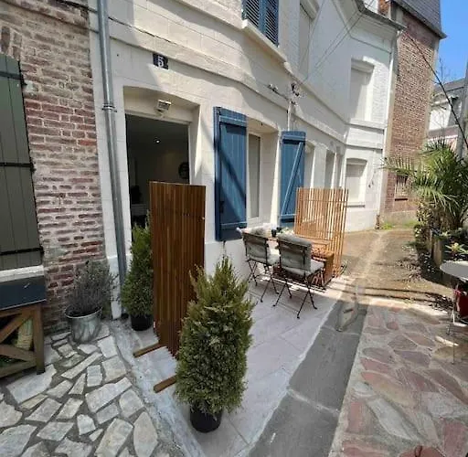 Maison De Pecheur Bachelet * Trouville-sur-Mer